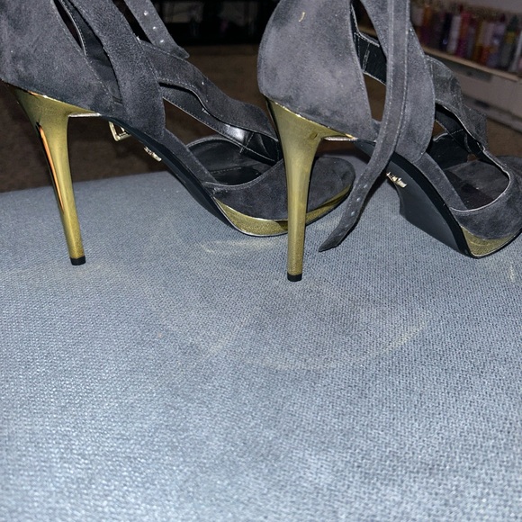 MICHEAL Micheal Kors Heels 7.5 - Picture 4 of 4